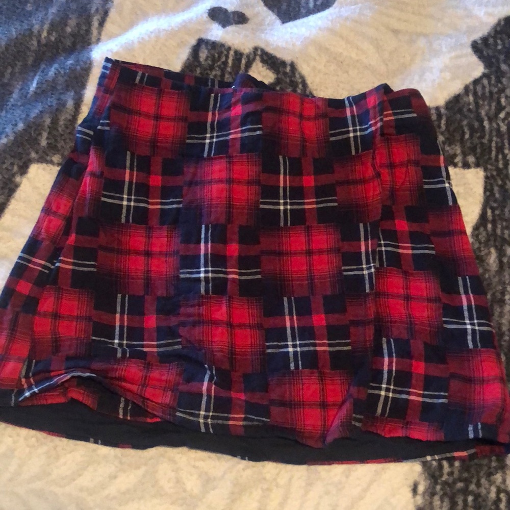 Oshkosh plaid skirt